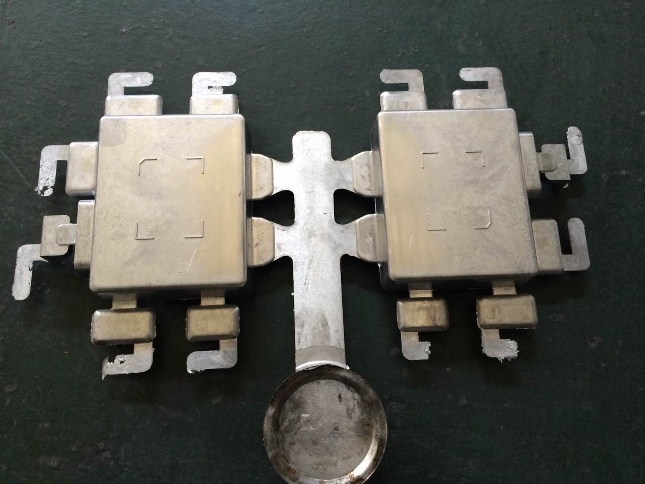 信陽壓鑄模具廠 鑫鑄鋁制品，精湛工藝鑄就優質鋁制品